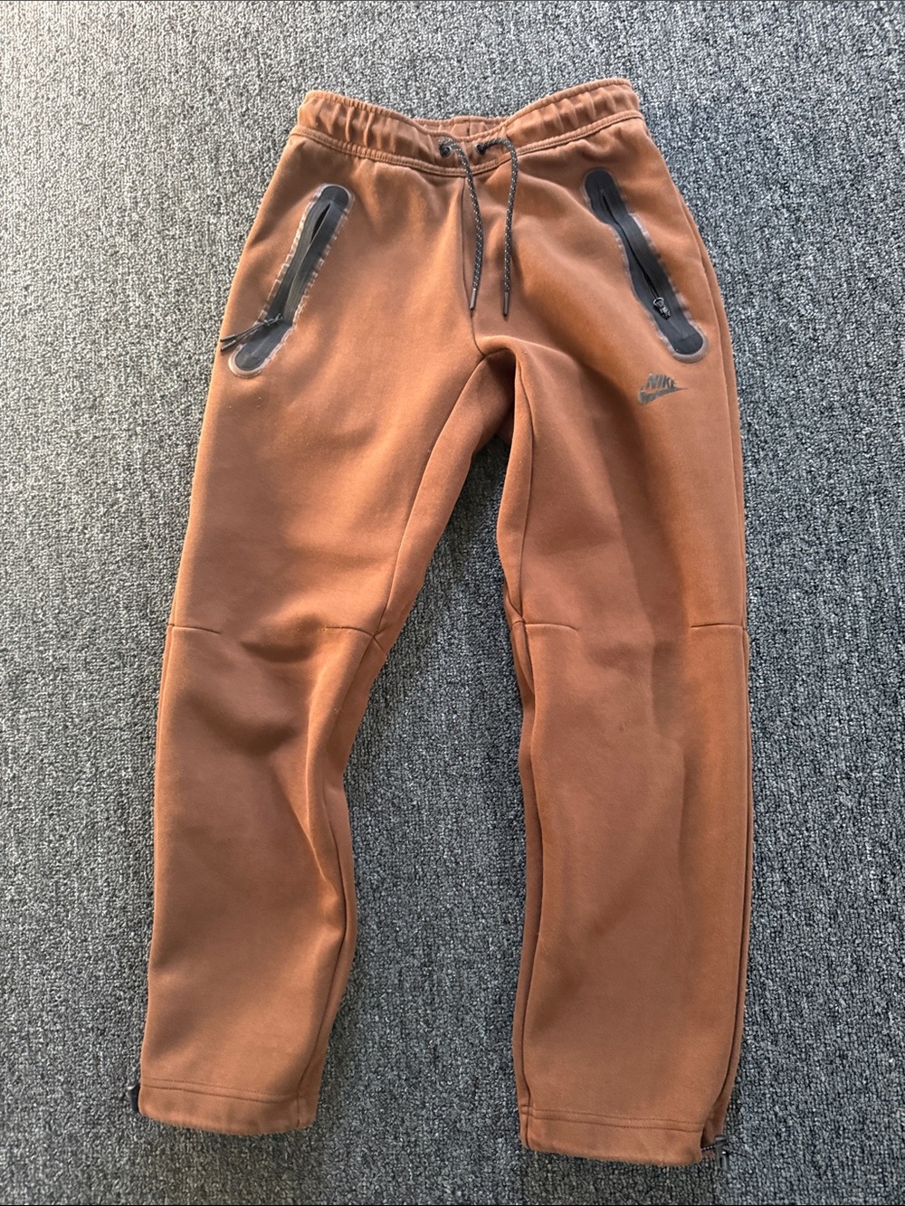 Nike Kids Rust Brown Jogger Sweatpants with Black Zip Accents